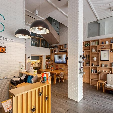 Simply Sleep Hostel Bangkok Exterior foto
