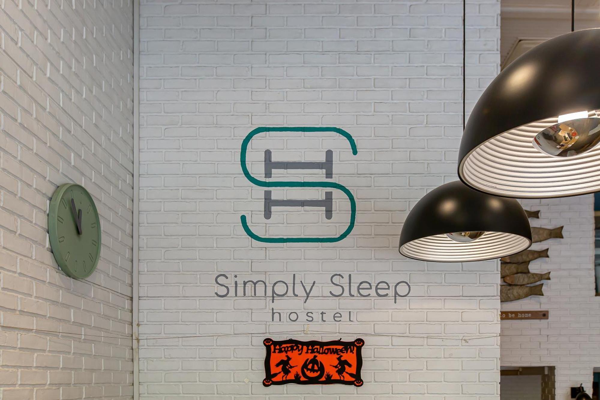 Simply Sleep Hostel Bangkok Exterior foto